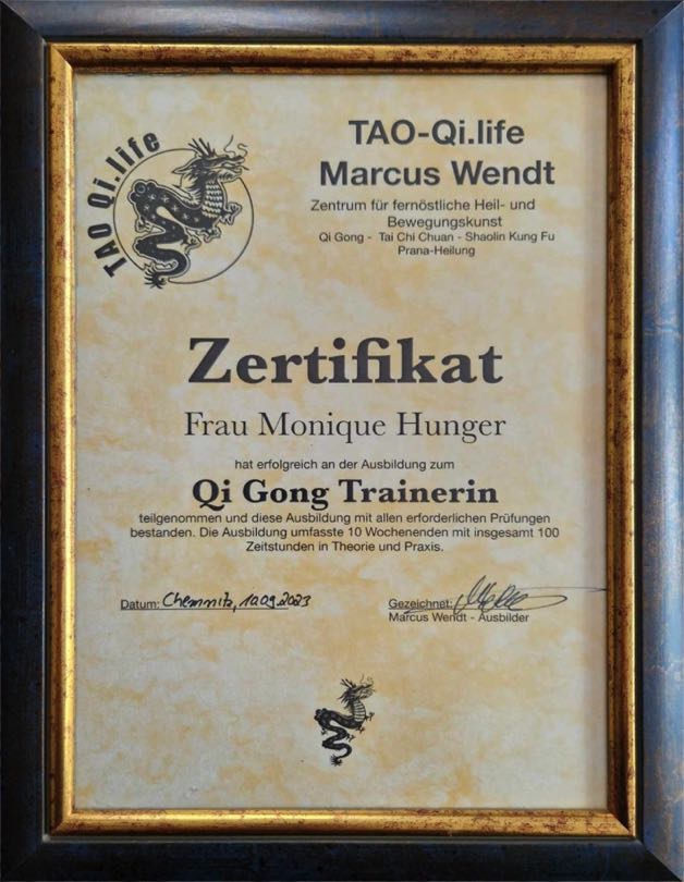 Qi Gong Trainerin Monique Hunger aus Leipzig Zertifikat